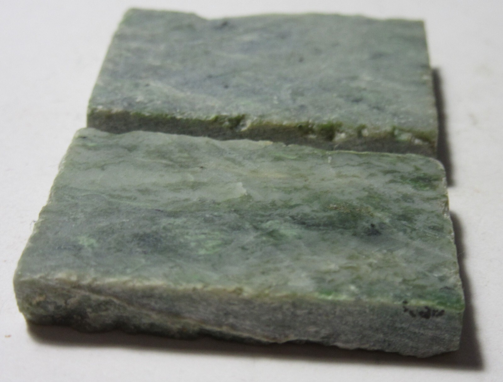 Medecino Green Nephrite Jade 1 5/16″ Slice Collectible MGNJ-60