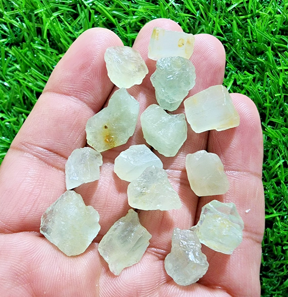 14pcs Glowing Aquamarine Gemstone Rough Lot 12-19MM Aquamarine Rough Stone Bulk