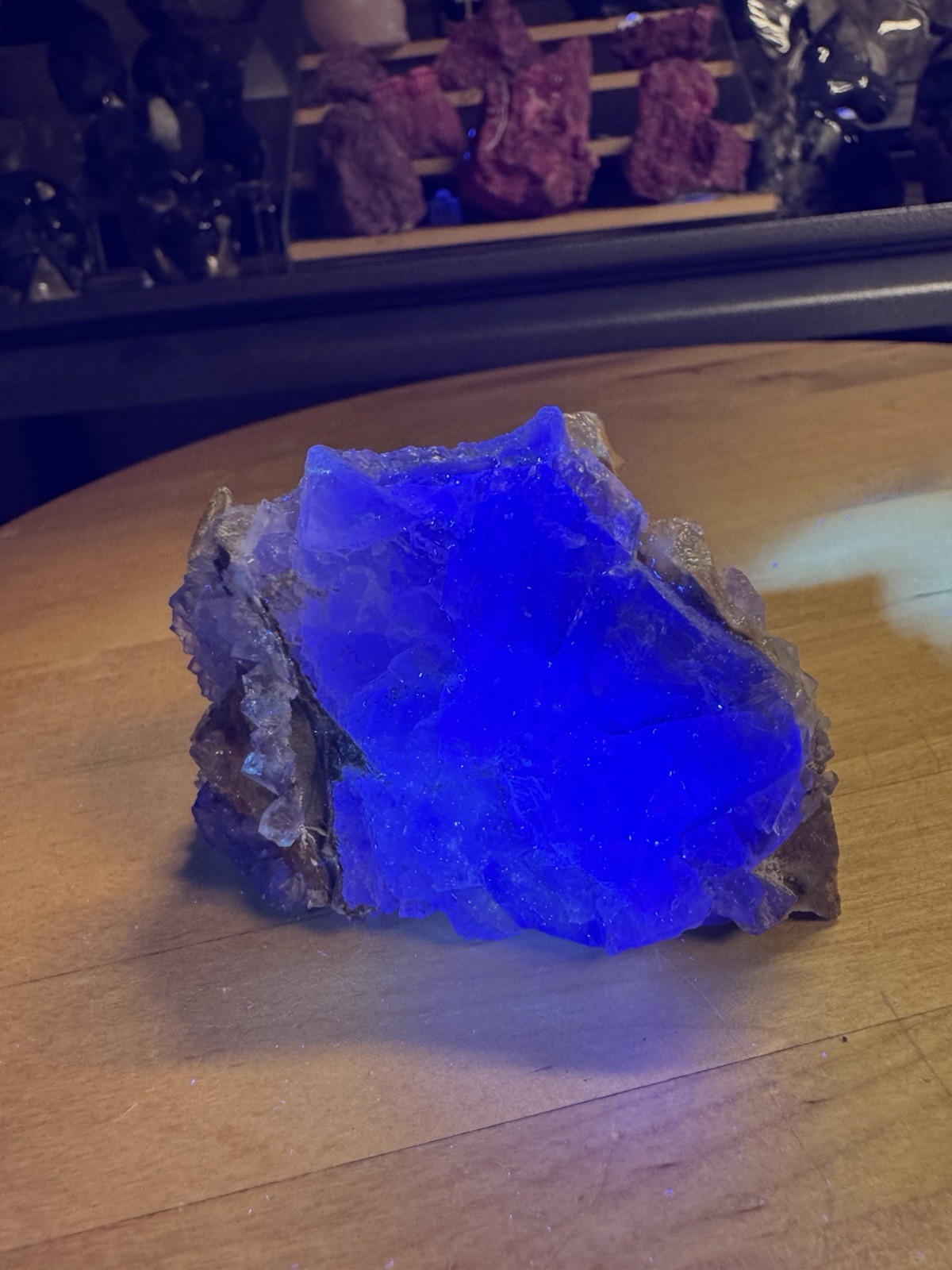 7118 Raw Fluorite Multiple Records Uv Reactive 2.0”T 2.3”W 3.4”L Wt. 10 Oz.