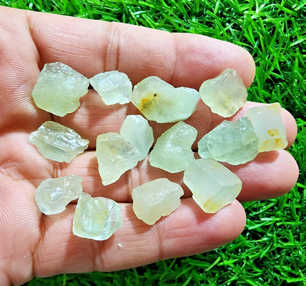 14pcs Glowing Aquamarine Gemstone Rough Lot 12-19MM Aquamarine Rough Stone Bulk