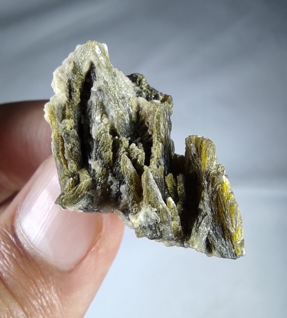 200gms Of Aesthetic Epidote Crystals Lot From Baluchistan, Pakistan.