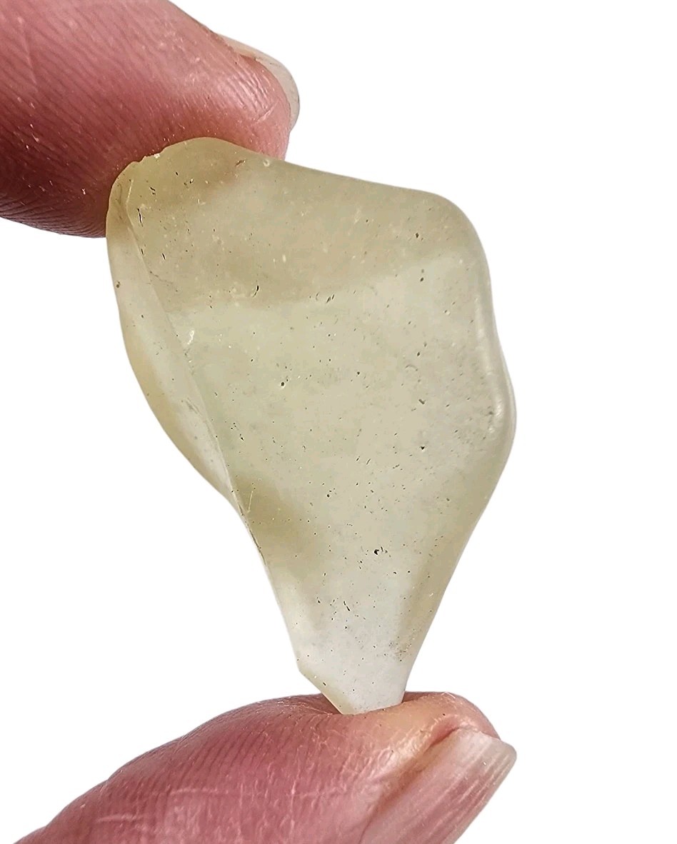 Libyan Desert Glass from Egypt 8.1 grams.
