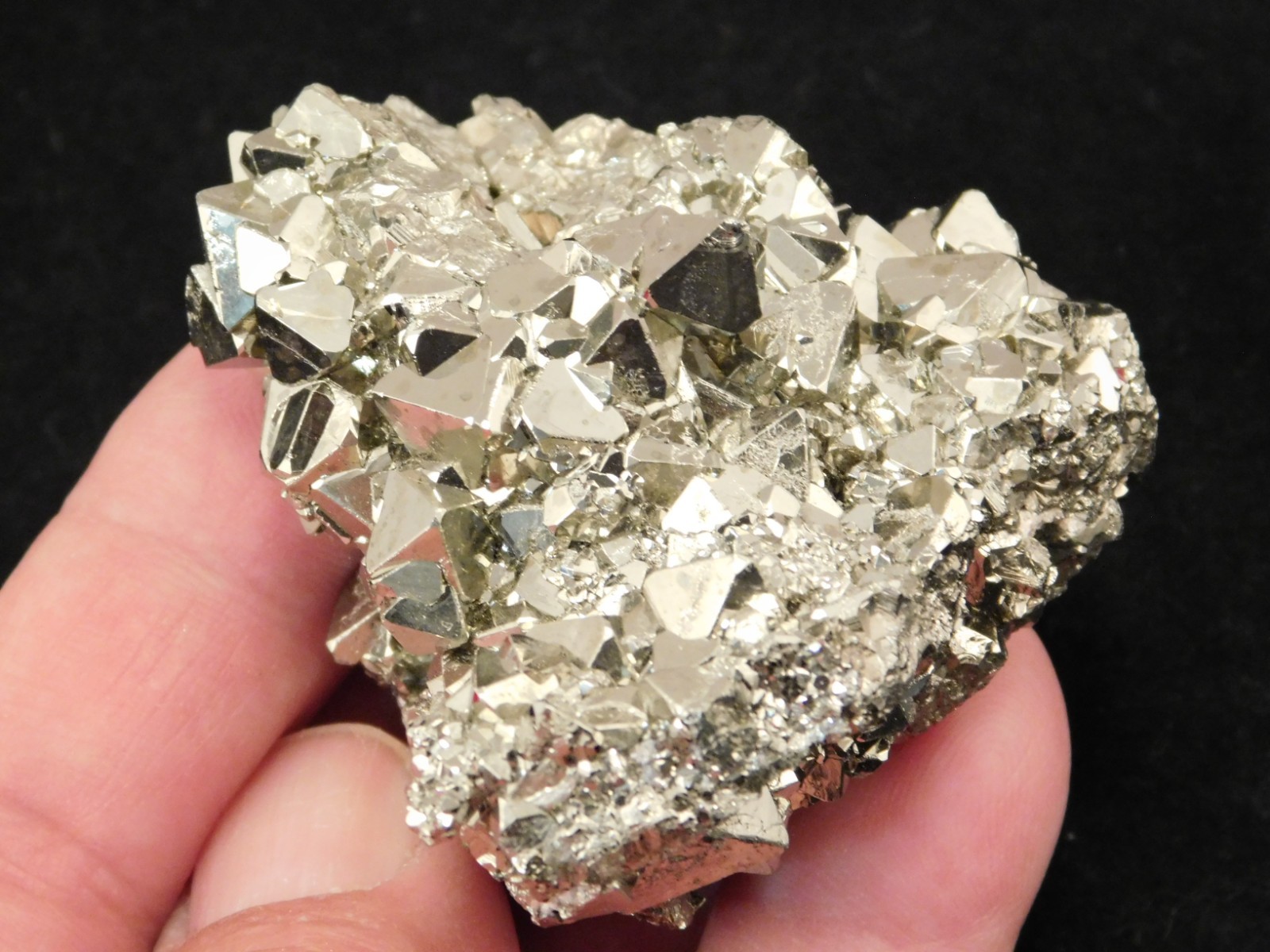 PYRAMID Shaped Crystals! Tetrahedron PYRITE Crystal Cluster Peru 165gr