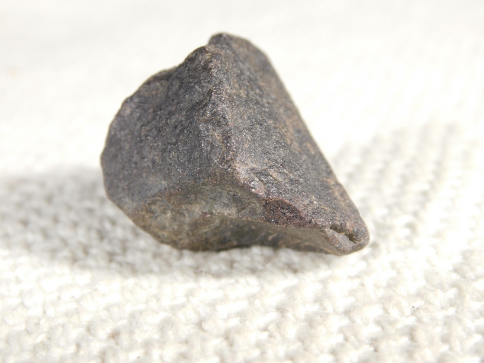 Small Stony METEORITE With Dark Fusion Crust 100% Natural Fell in Libya 15.3gr