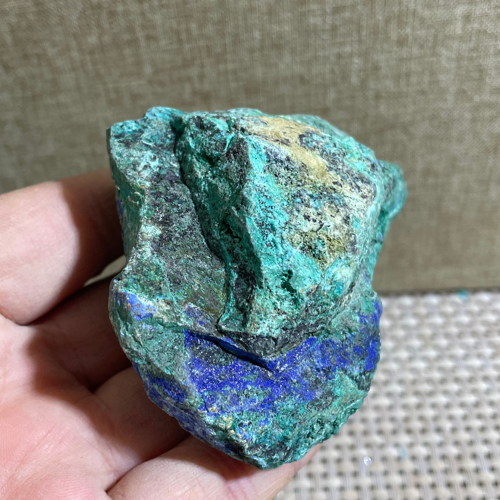 Restoration of Blue Copper Ore Quartz Crystal Mineral Samples 183g