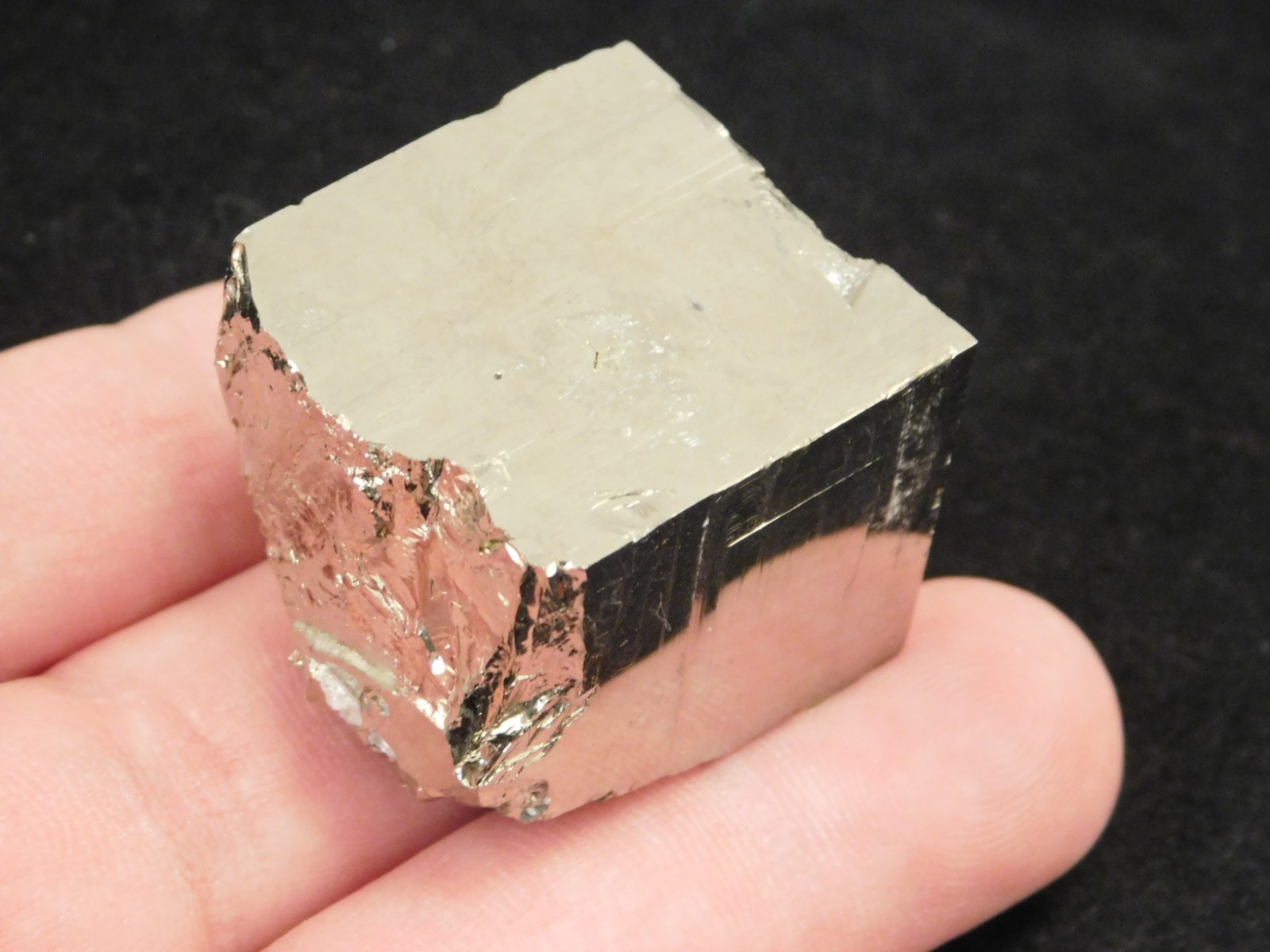 Pyrite CUBE 100% Natural Huanzala Mine Peru 101gr
