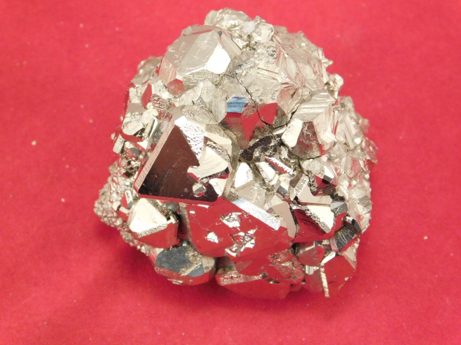 PYRAMID Shaped Crystals! Tetrahedron PYRITE Crystal Cluster Peru 174gr