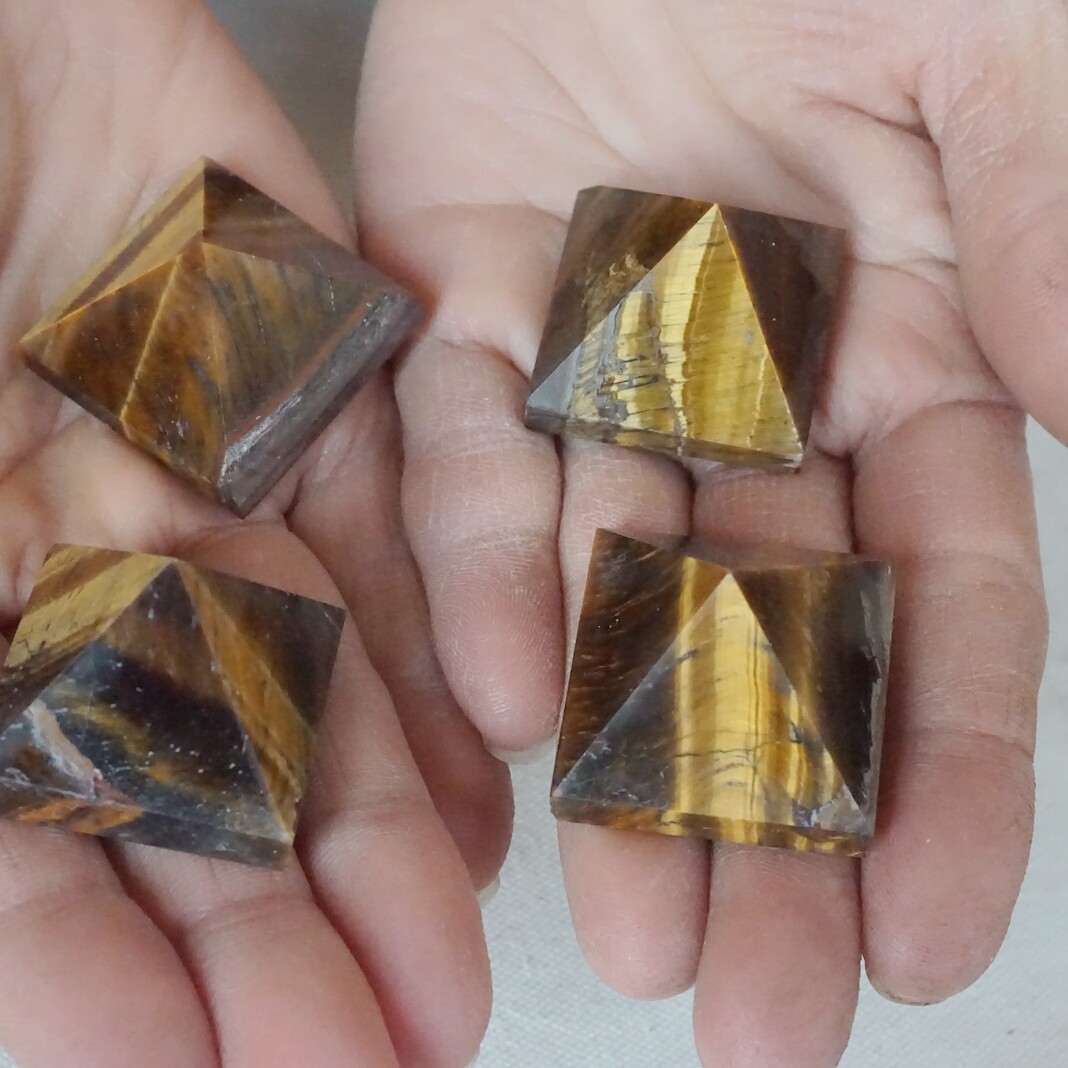 0.5LB 10Pcs Natural Tiger Eye Quartz Crystal Pyramids Points Polished Healing