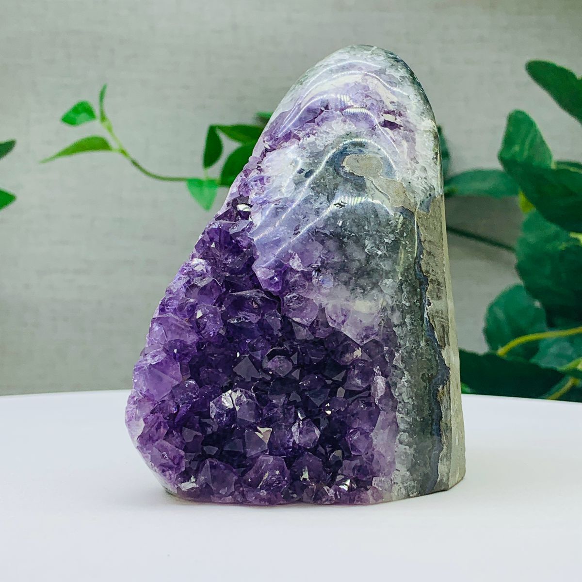 633g Natural Amethyst Geode Mineral Specimen Crystal Quartz Energy Decoration