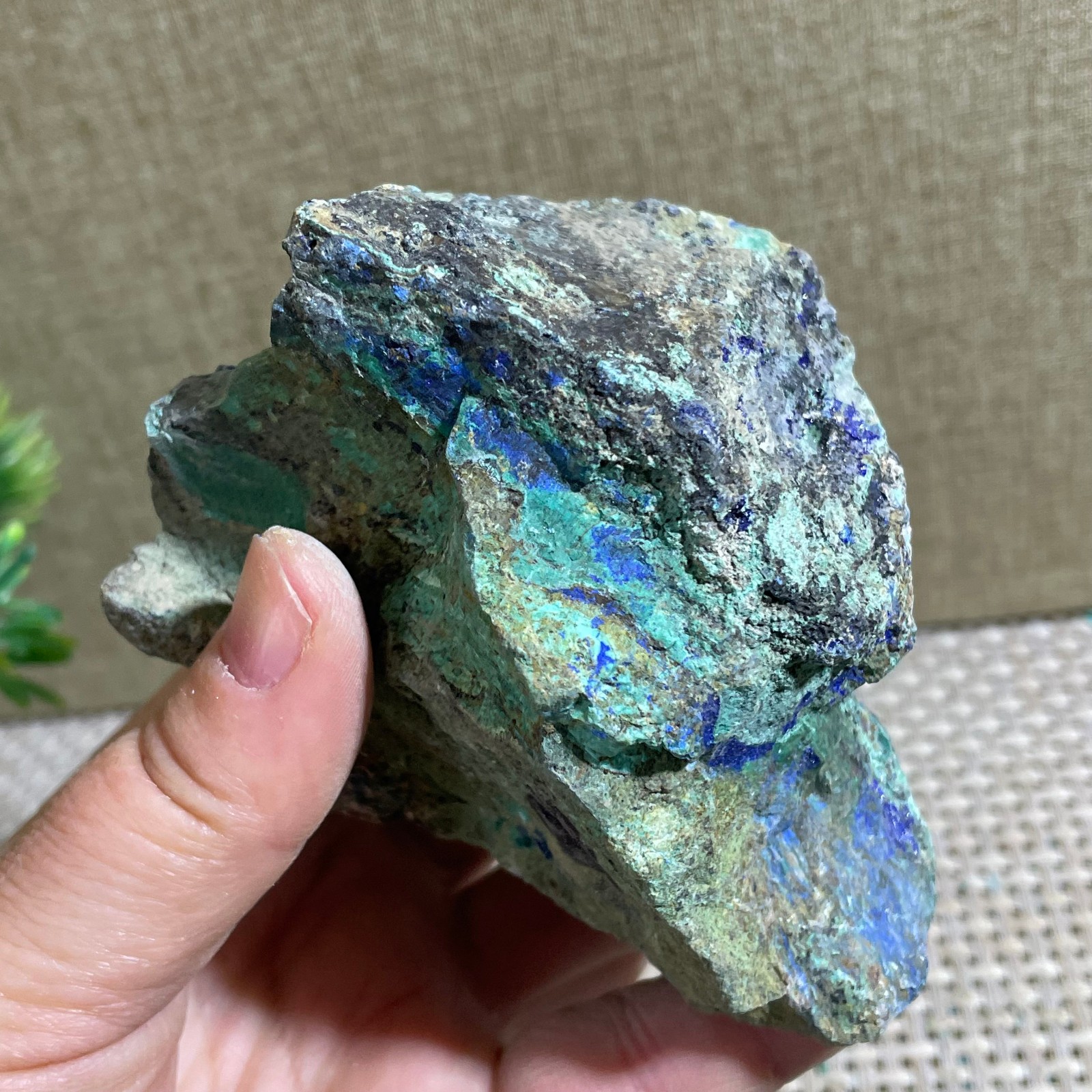 Restoration of Blue Copper Ore Quartz Crystal Mineral Samples 350g