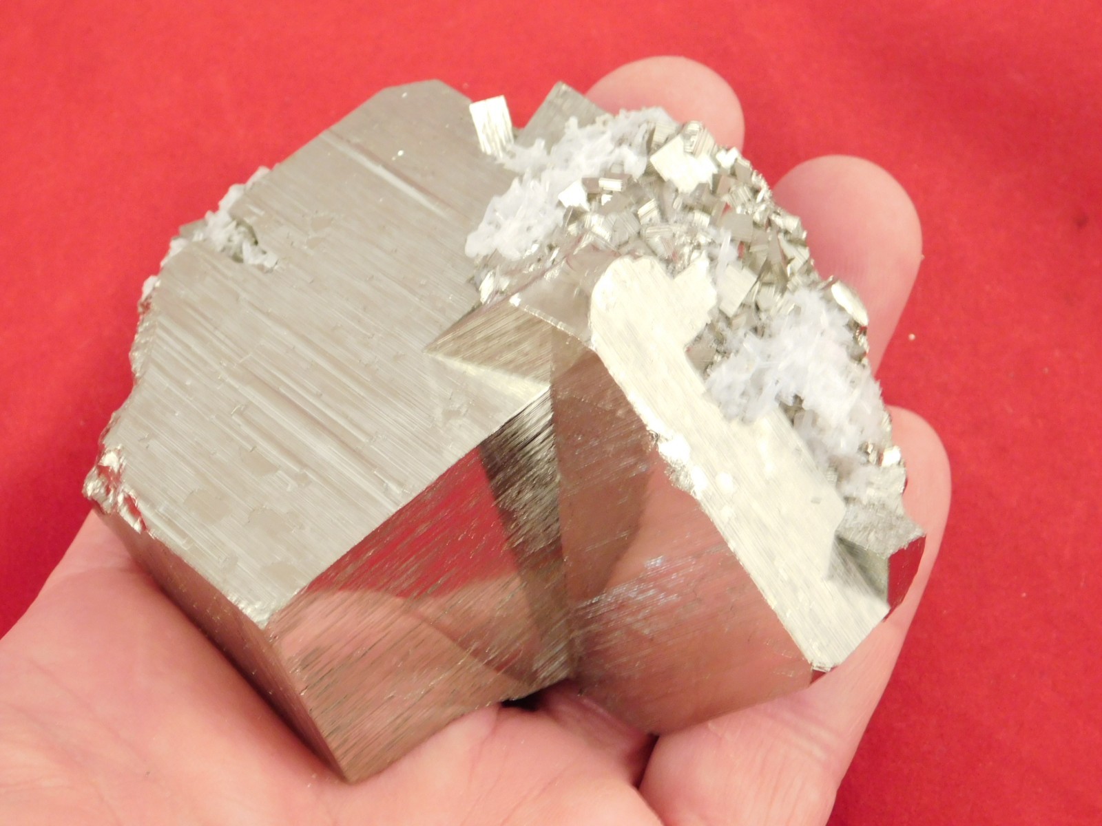 Big! Very Nice and 100% Natural PYRITE CUBE Cluster From Peru 506gr