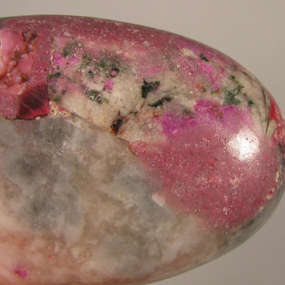 2.7″ Pink COBALTOAN CALCITE Gemstone Polished Palm Stone – Congo, Africa