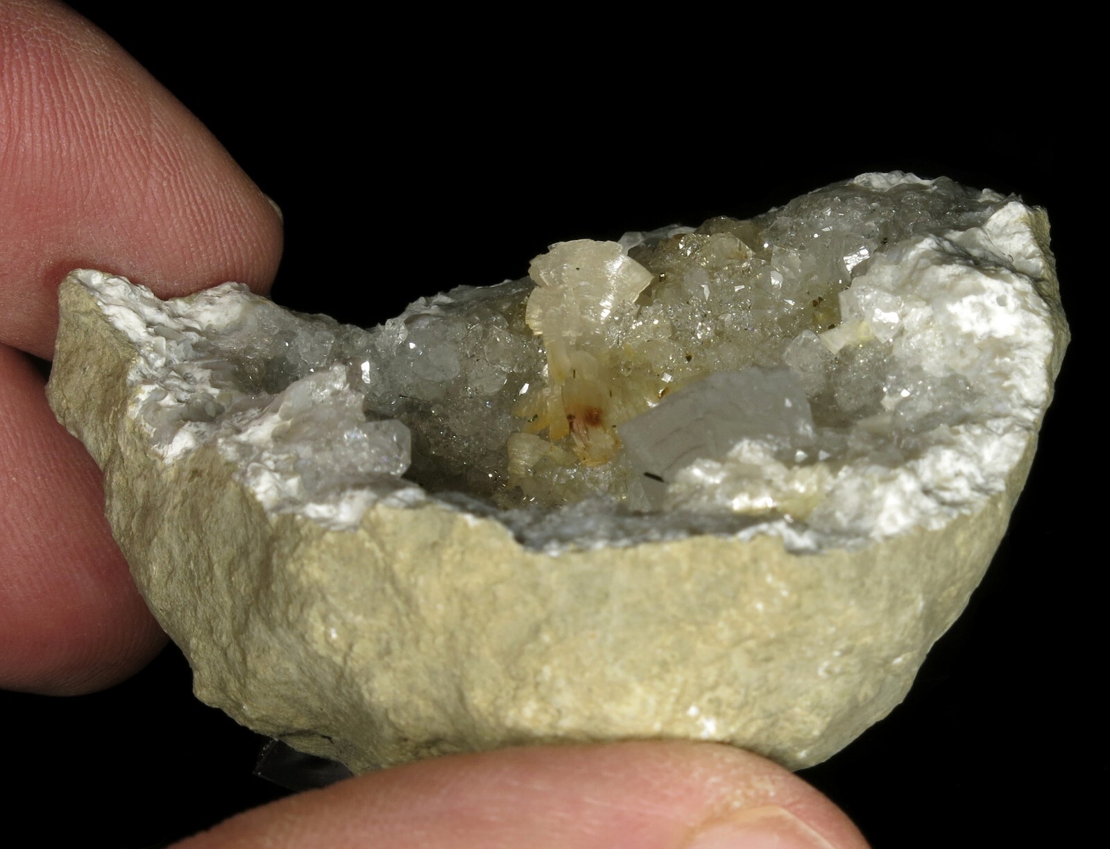 Quartz, Calcite & Pearl like Dolomite Crystals 2-3/8″ Keokuk Geode !!!