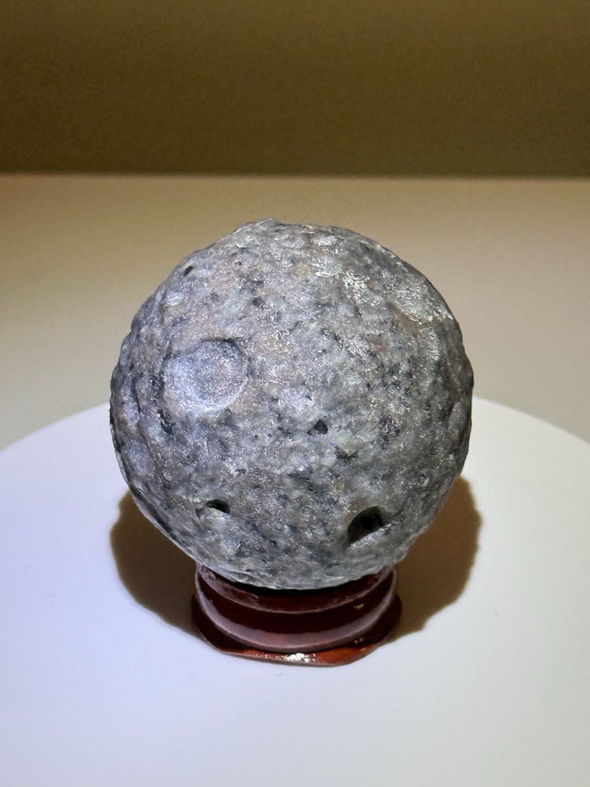 FLUORESCENT Sodalite-bearing Syenite (Yooperlite) Carved Moon Sphere w/ Stand
