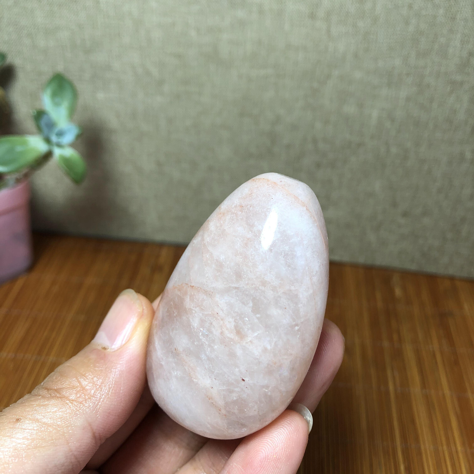 56mm Natural Red gum flower Crystal gemstone polish/rough Specimen 85g A3384