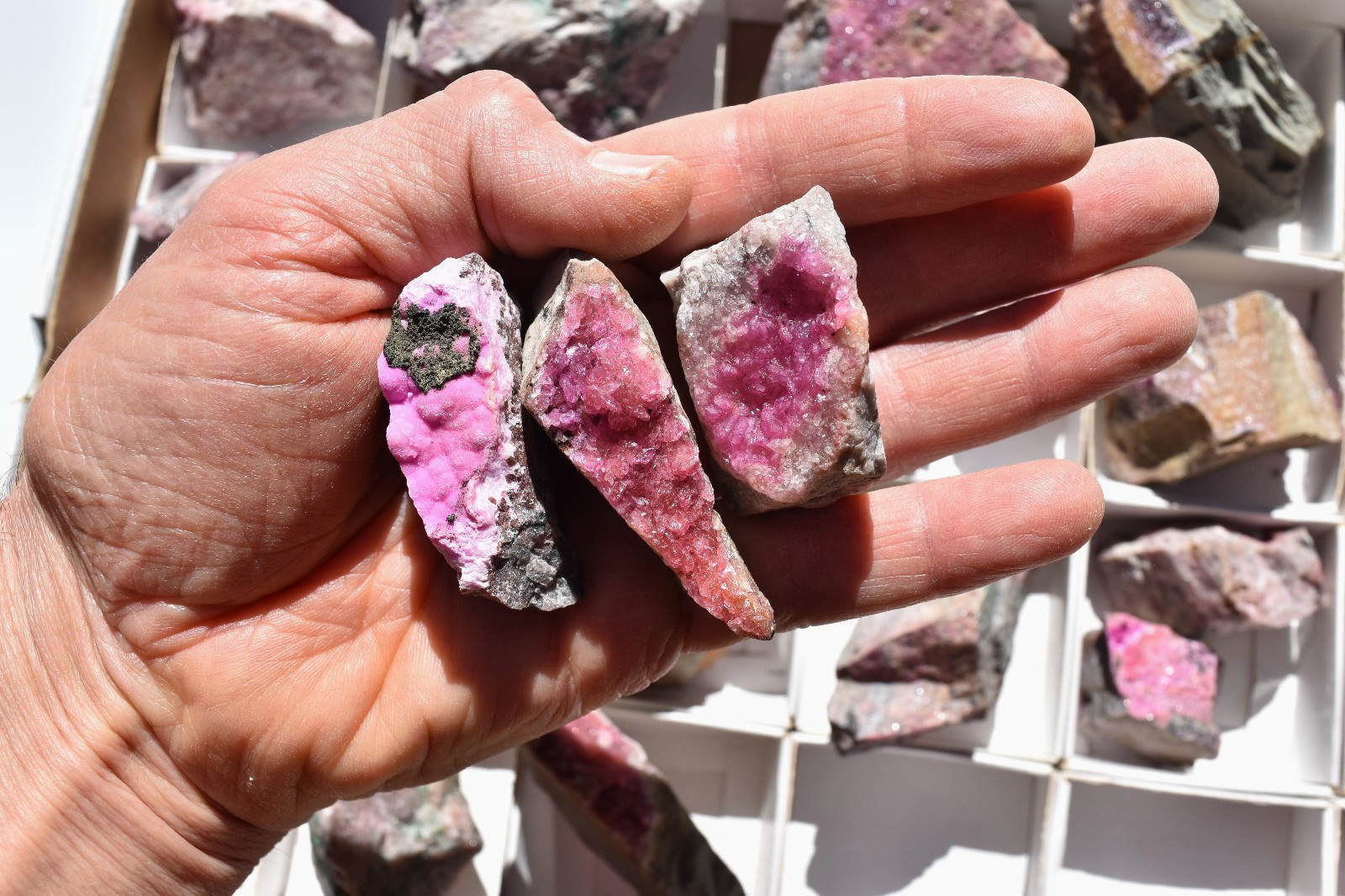WHOLESALE Cobaltoan Calcite from Congo 3 kg 35 pieces # 5761
