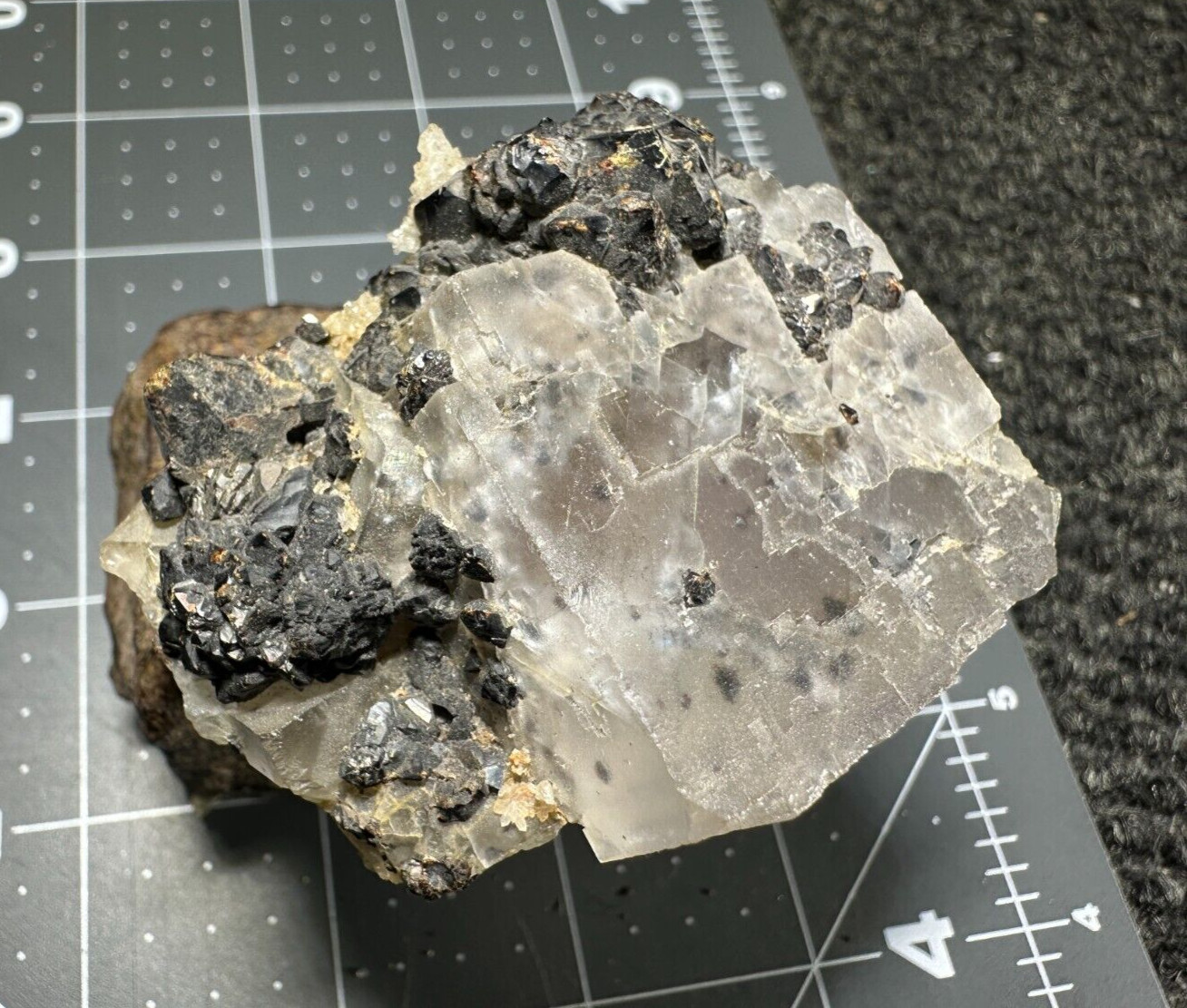 ➤ 1-5/8″ WHITE FLUORITE CUBE with SPHALERITE Cave In Rock Illinois VIDEO➤254