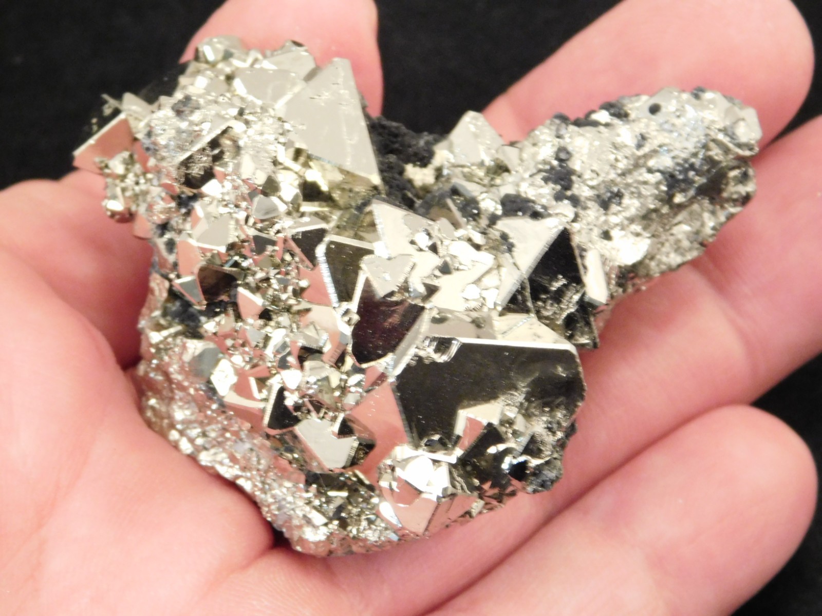 PYRAMID Shaped Crystals Tetrahedron PYRITE Crystal Cluster Sphalerite Peru 162gr