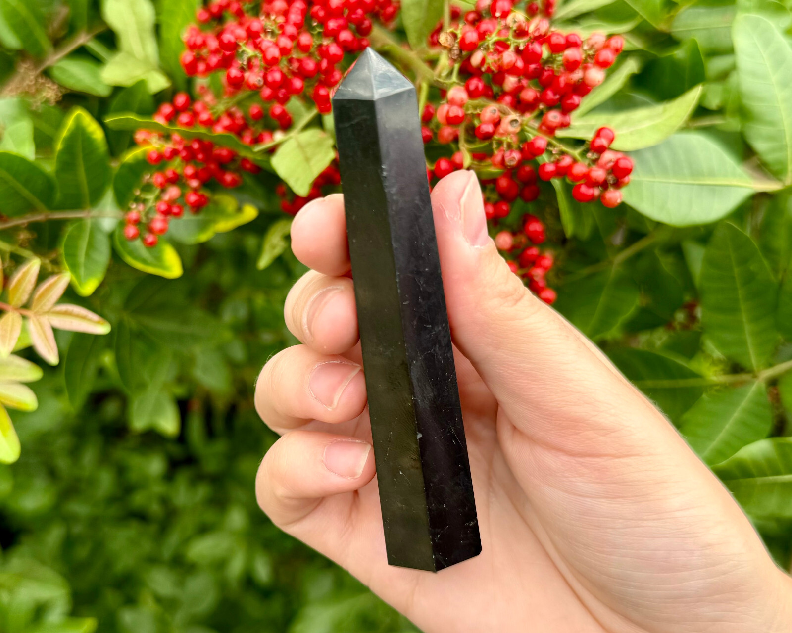 Shungite Obelisk, 3 – 4″ (6-Sided ‘A’ Grade, Shungite Crystal Tower, Point)