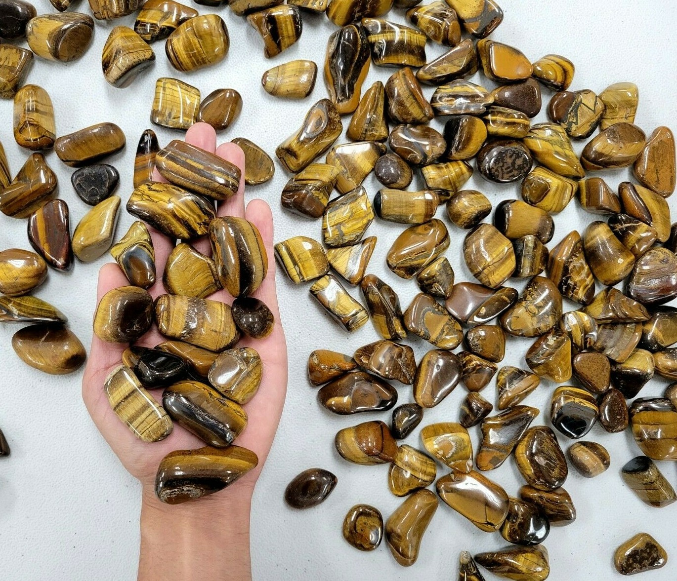 Tumbled Golden Tigers Eye Crystals Bulk 1″ to 2″ Large Polished Healing Stones
