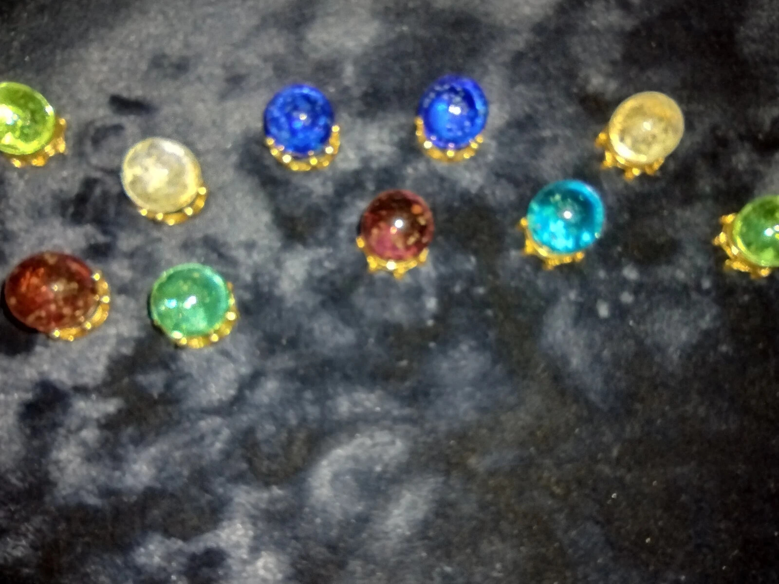 Tiny Crystal Ball-Glow in The Dark Orb-Marble and Stand-Crystal Ball and Gold Cr