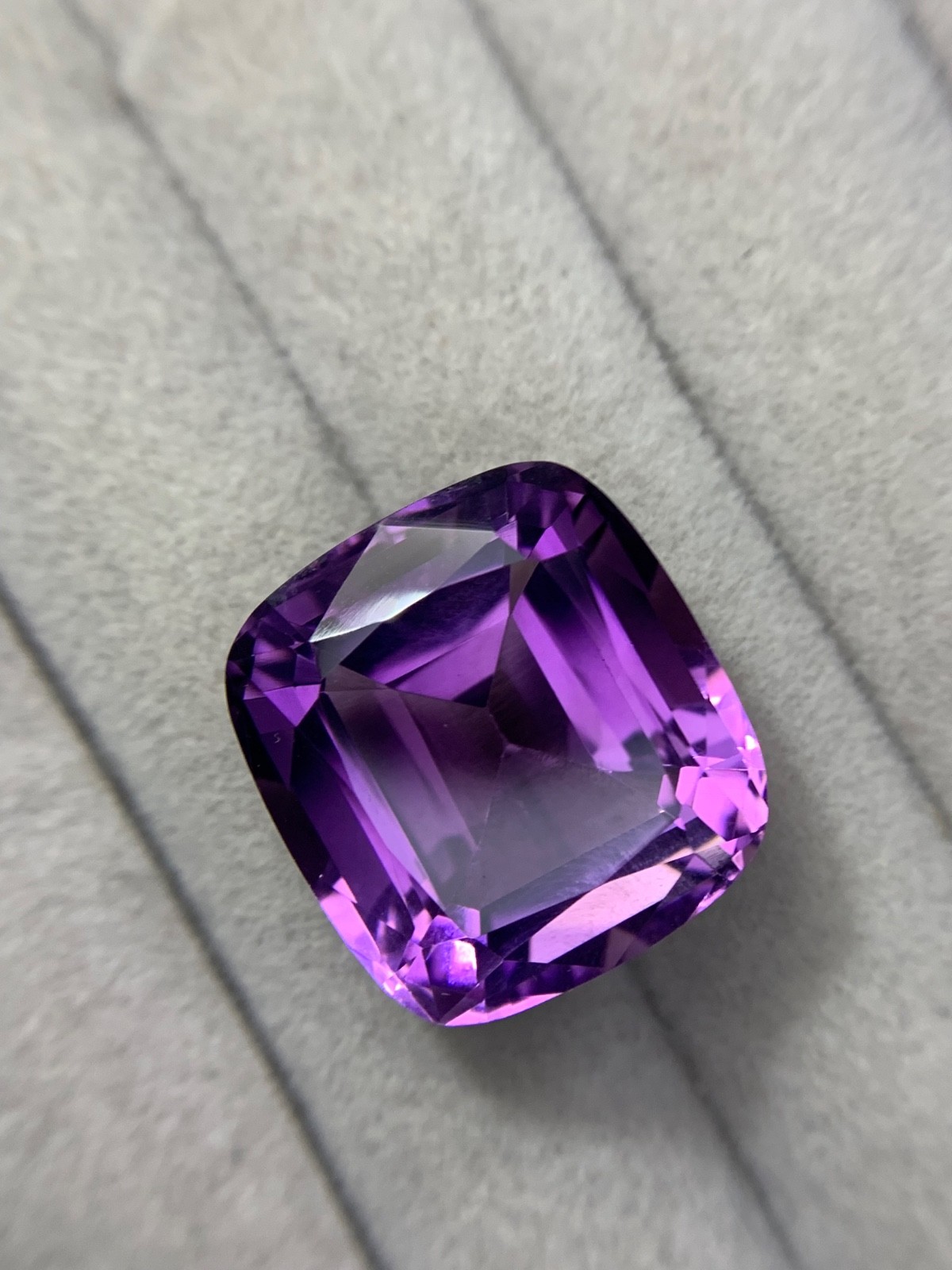 32.50Ct beautiful Natural Color Amythest Cousin shape from Brazil