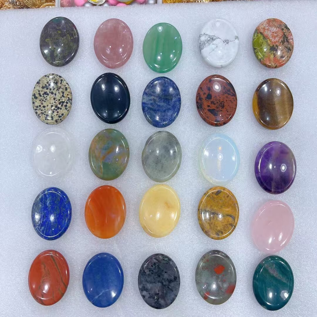 Wholesale! 50pcs Mix Crystal Oval Thumb Worry Stone Palm Stone Rei Healing Gift