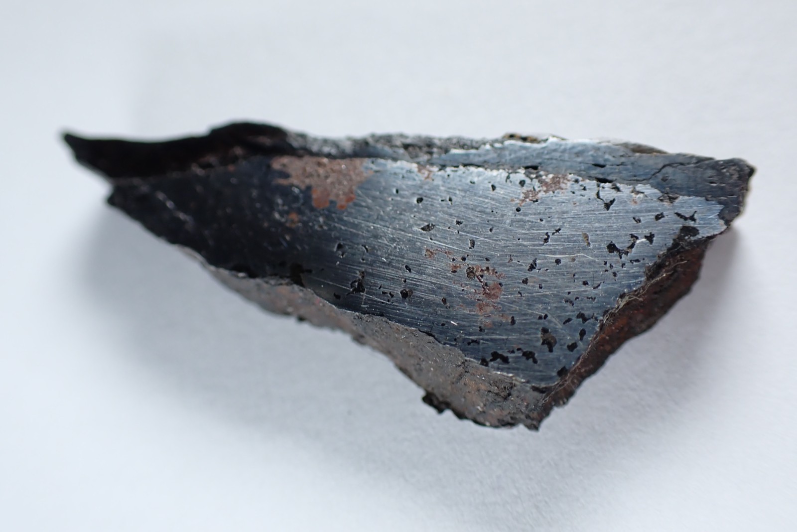 NATIVE IRON IN BASALT * VERY RARE ! Khungtukun Massif, Taimyr, RUSSIA