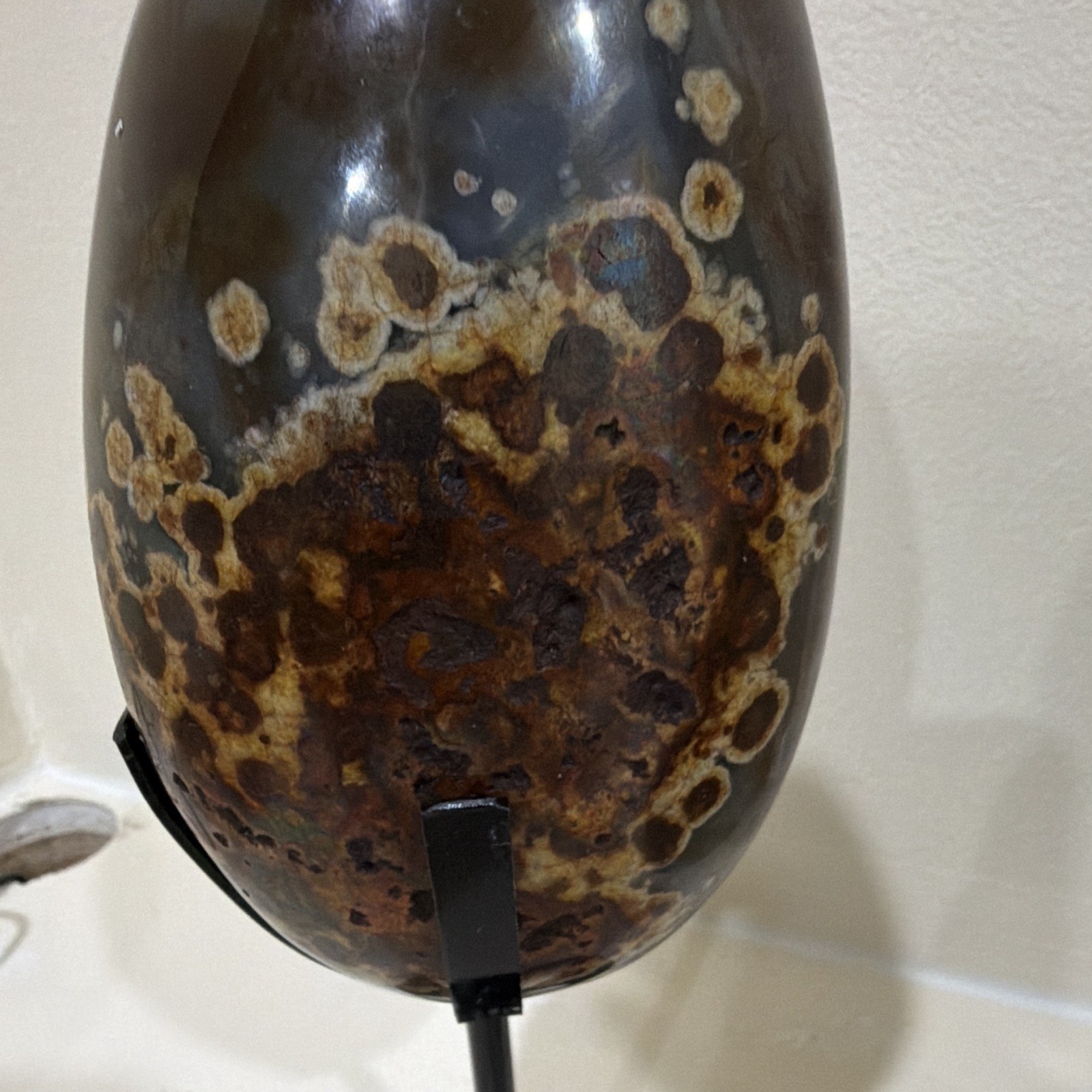 Polished Druzy Geode Agate Egg Crystal Mineral Display Specimen on Metal Stand