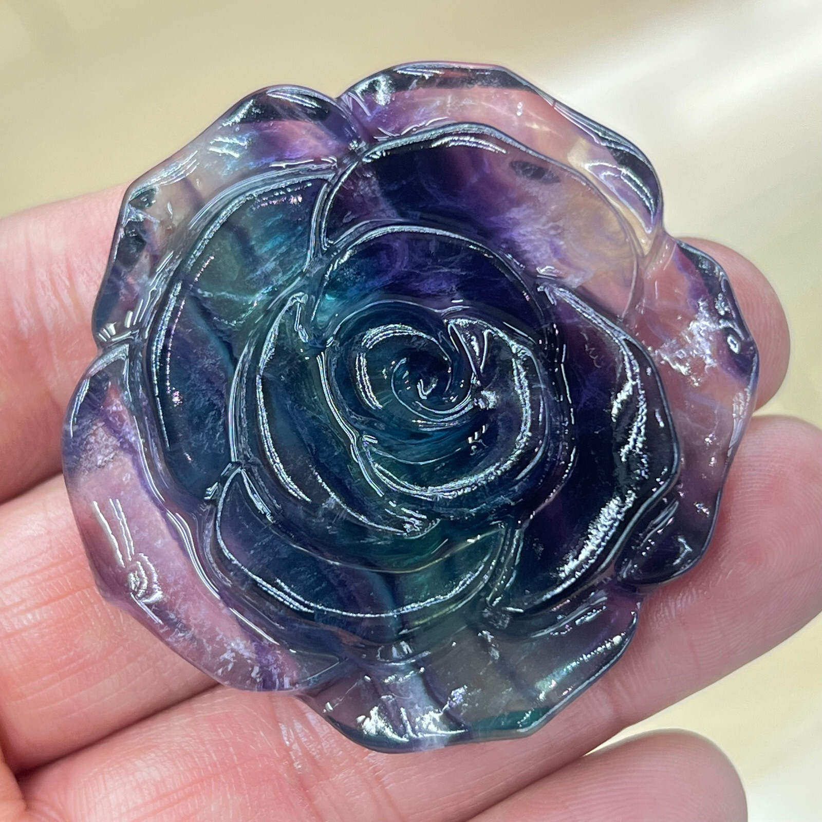 2″+Natural Colorful fluor Quartz Hand Carved flower skull Crystal Healing 1pc