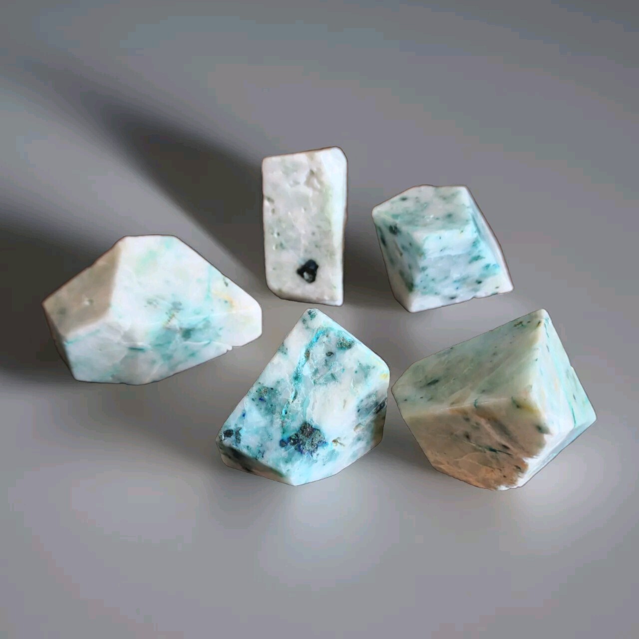 Lot Of 5 Phoenix Stone Freeform Pieces – 372g – USA