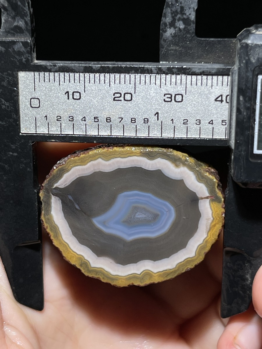 1Pair China Natural Warring States Red Agate Geode Crystal Slices 106g A36