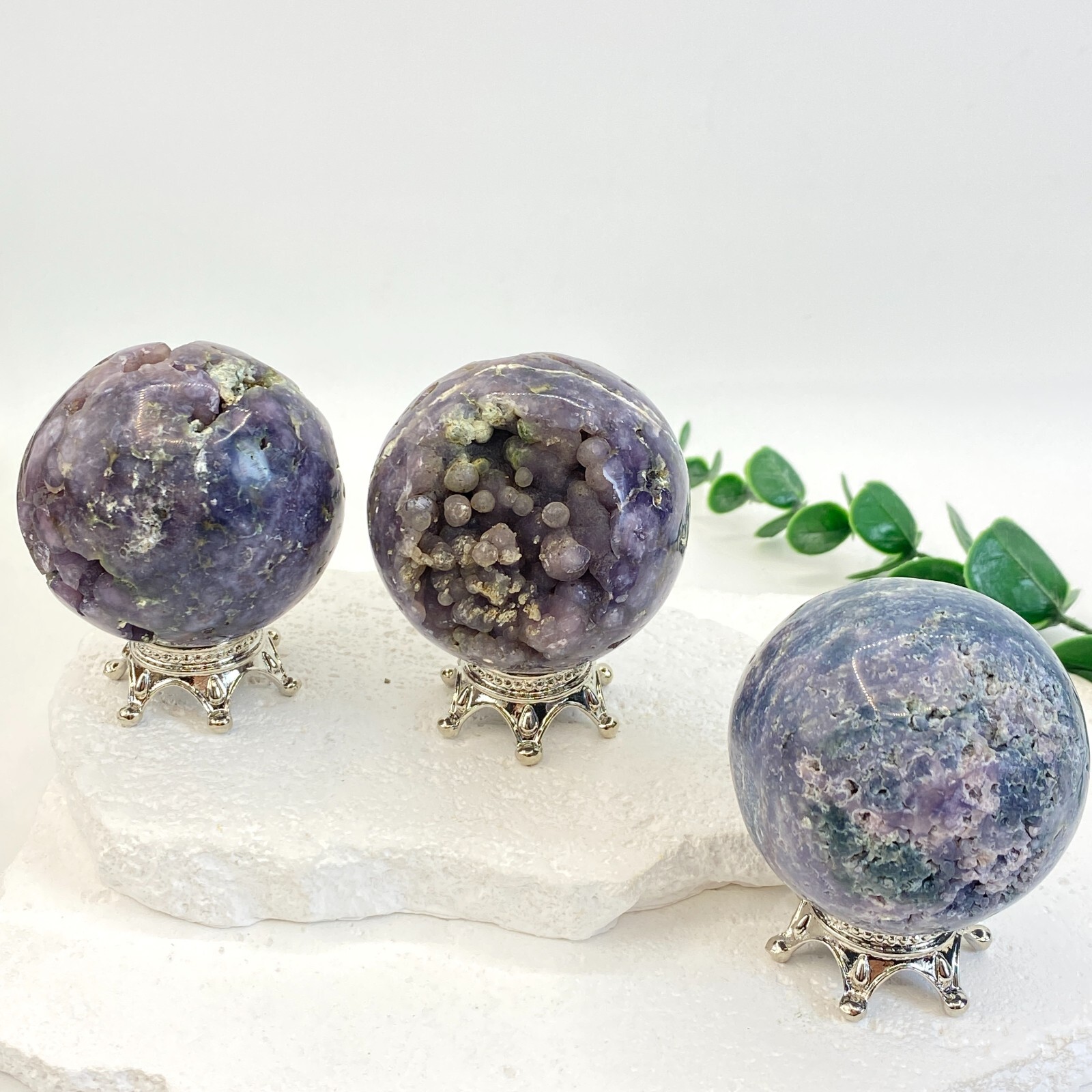 Natural Grape Agate Sphere, quartz crystal home decoration for healing