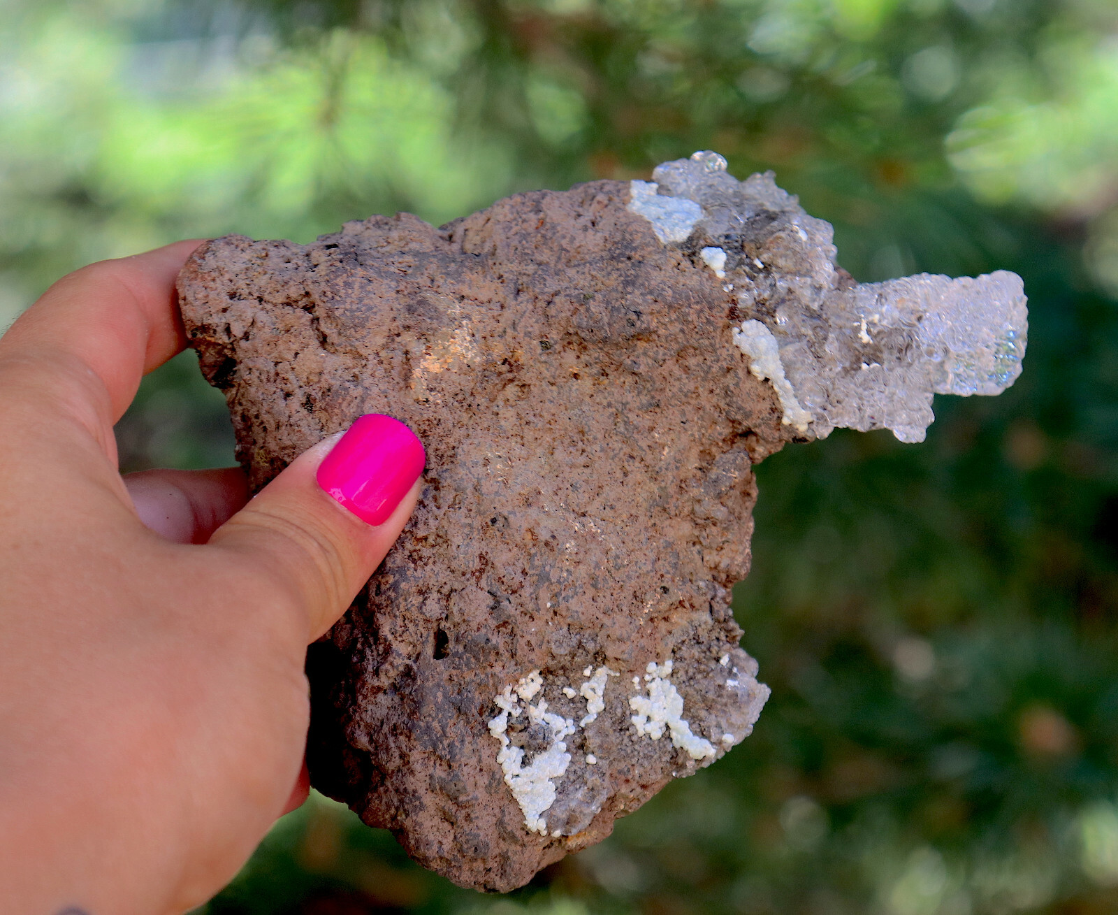 Opal (Var: Opal-AN) Large Specimen Flouresesces Bright Green Czech Republic :)