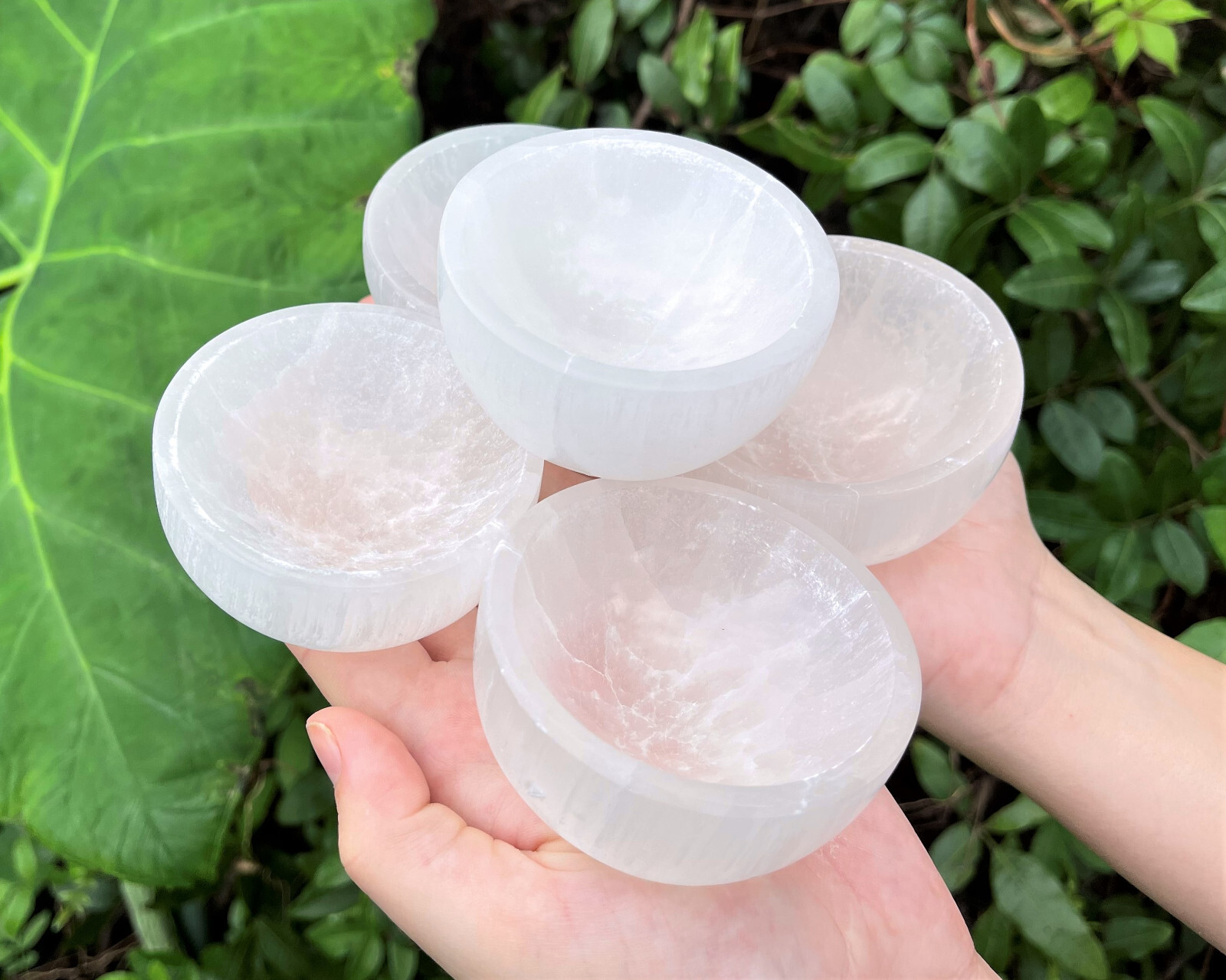 Selenite Charging Bowl, 3″ Offering Bowl (Selenite Cleansing & Crystal Healing)