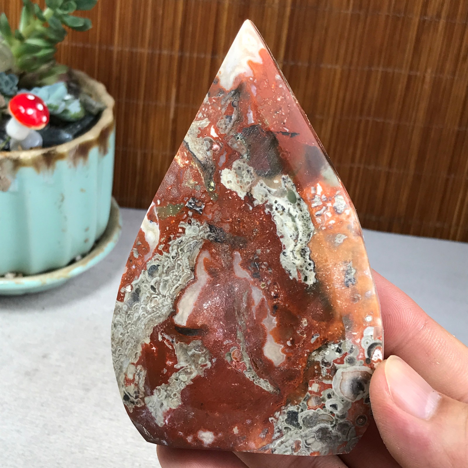 Natural money Mexico agate hand carve leaf Crystal Specimen free standing A6269