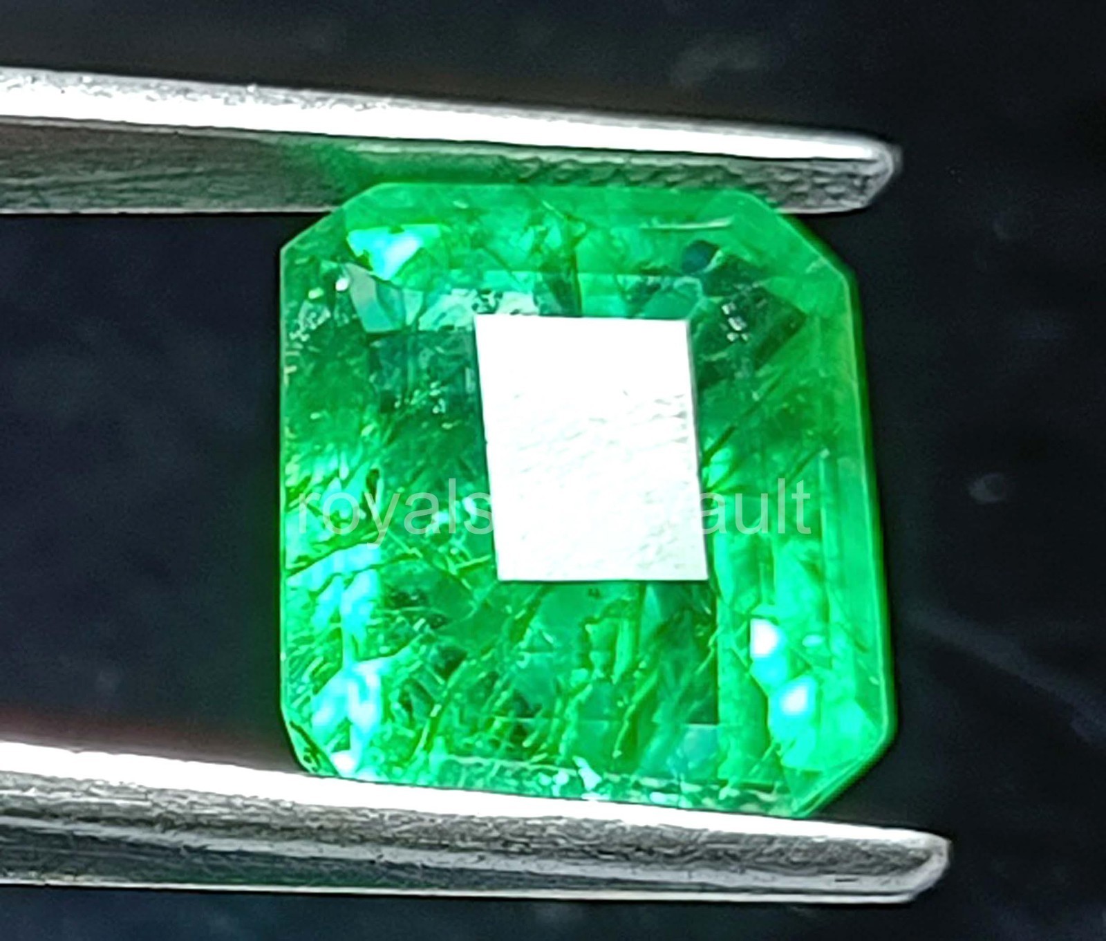 10.50 Ct Natural Green Emerald Emerald Cut Loose Gemstone IGL Certified – 5AOT