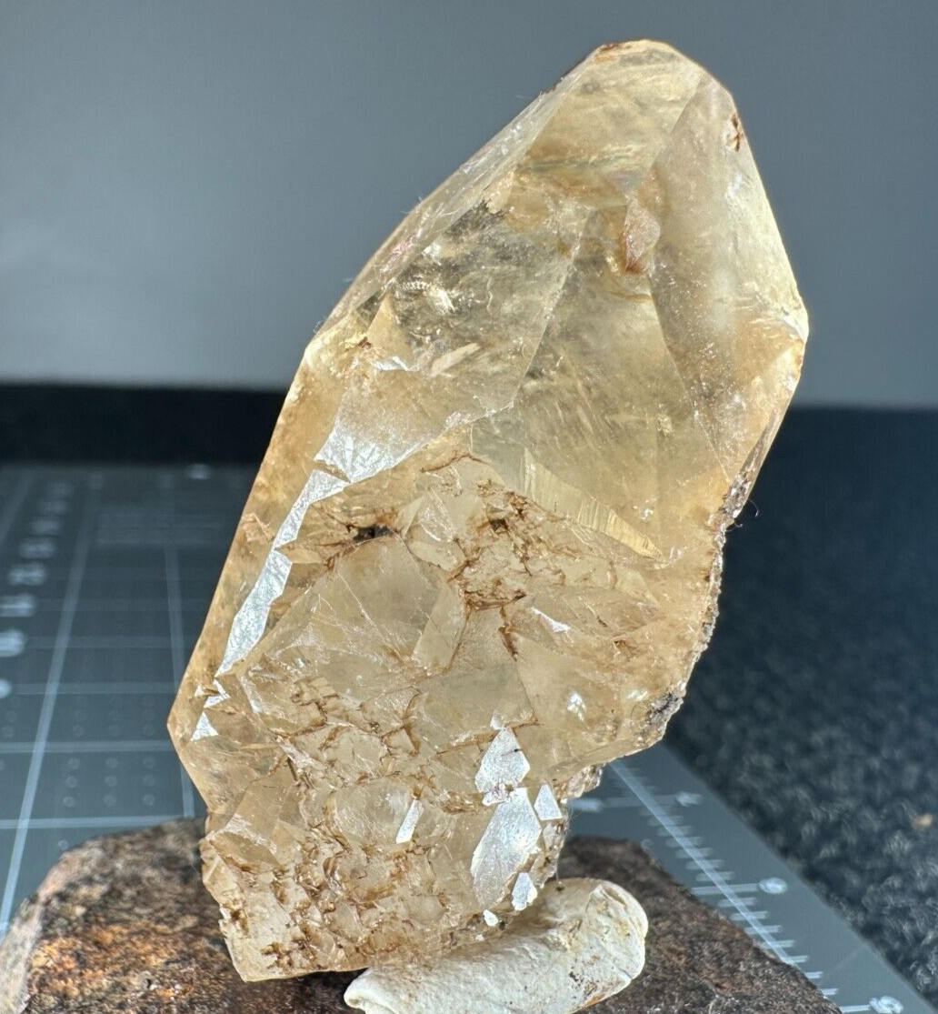 ➤ 2-1/2 Inch RARE CALCITE GROWTH Pleasant Ridge Rensselaer Indiana VIDEO➤829
