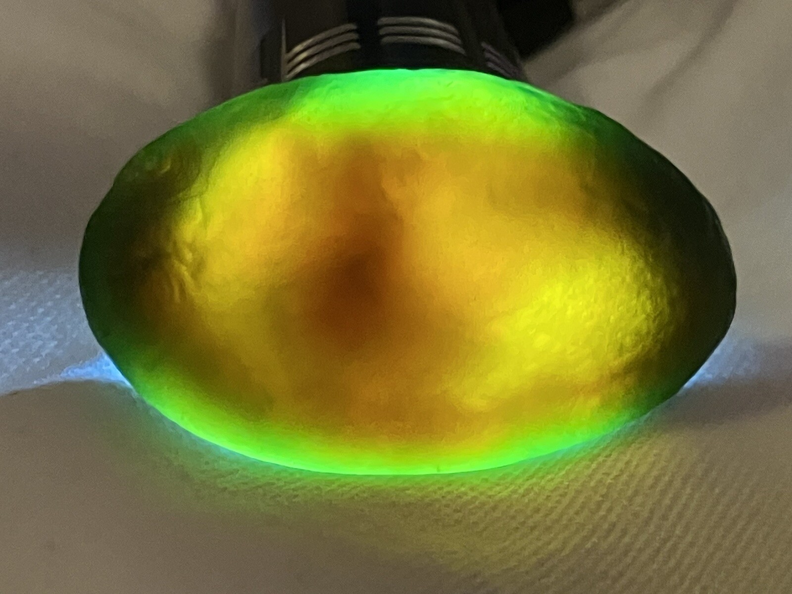 RARE Gobi Eye Agate Bonsai Suiseki Flat Palm Stone Green 18g