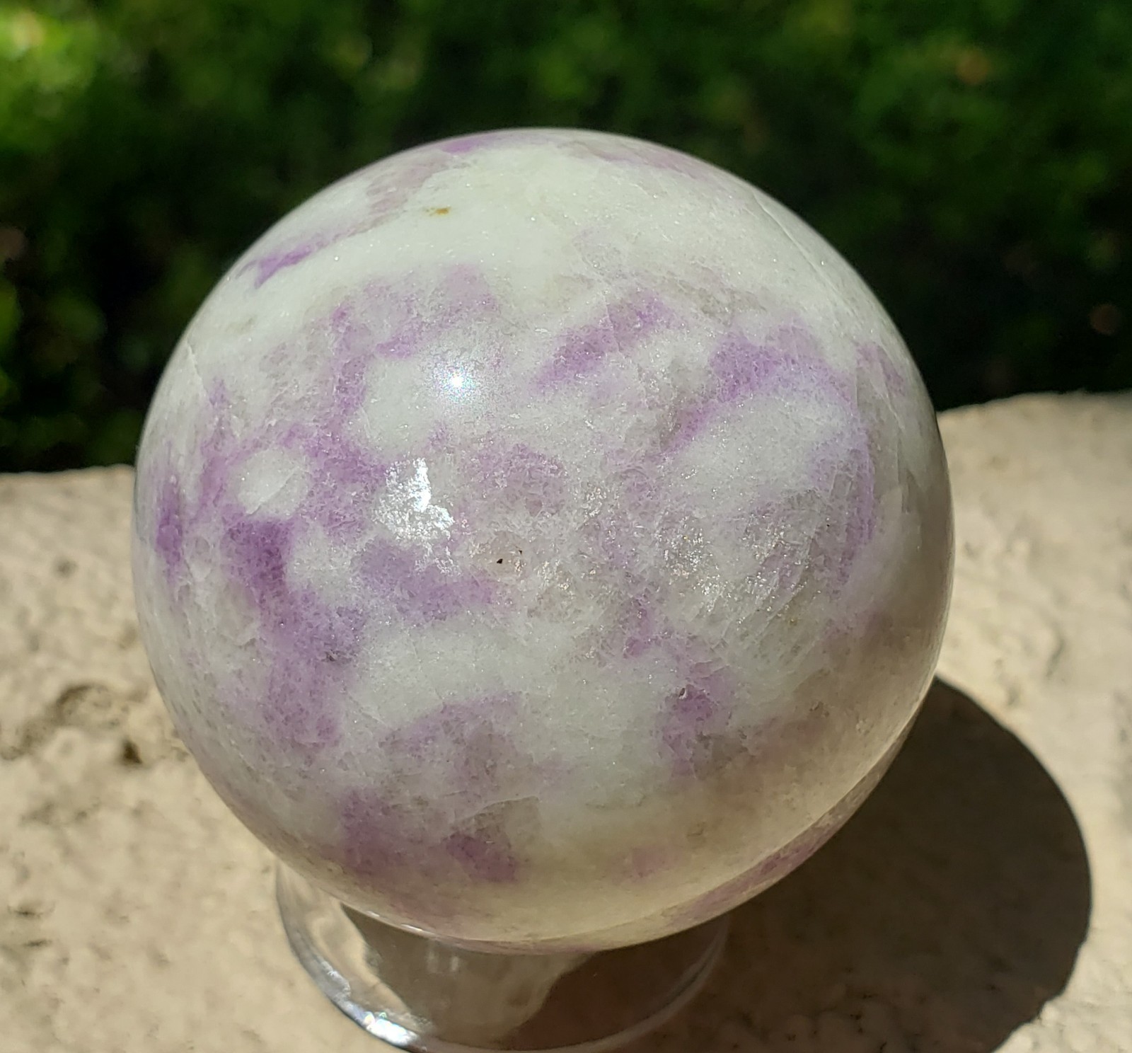 1.95″ Hackmanite Mineral Sphere Orb Ball STRONG UV, 186g or 6.56 oz