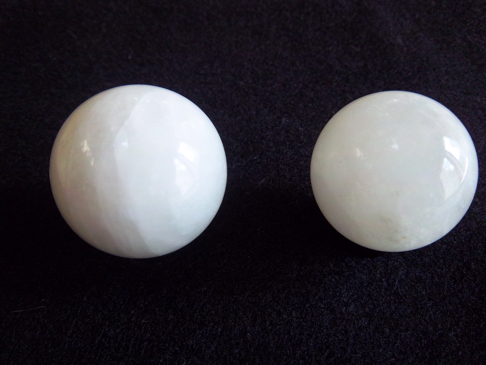 Two Milky White Quartz Spheres–Largest Is About 1 1/4″ Diameter