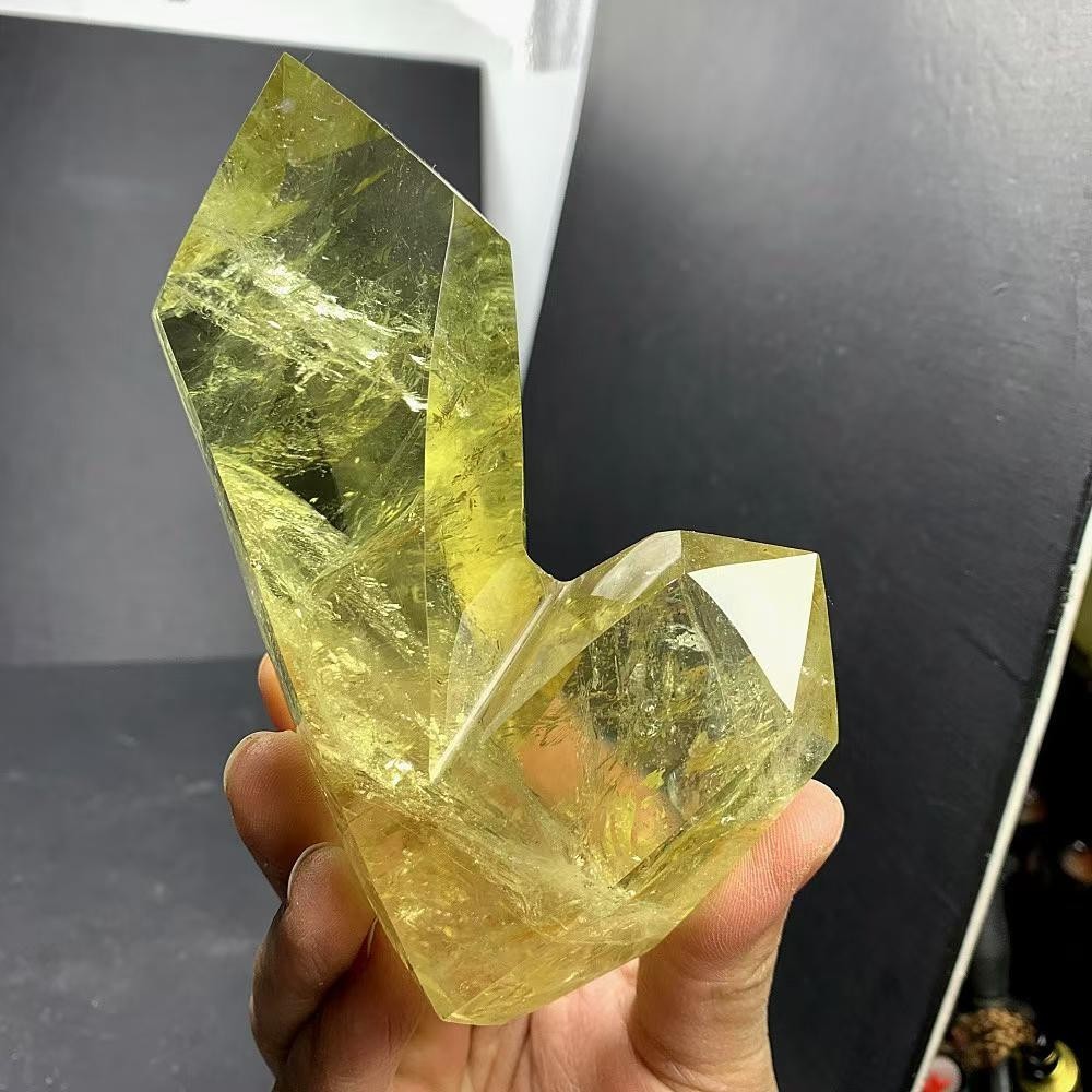 1.41LB Natural Citrine Quartz Obelisk Energy Crystal Tower Point Reiki +Stand