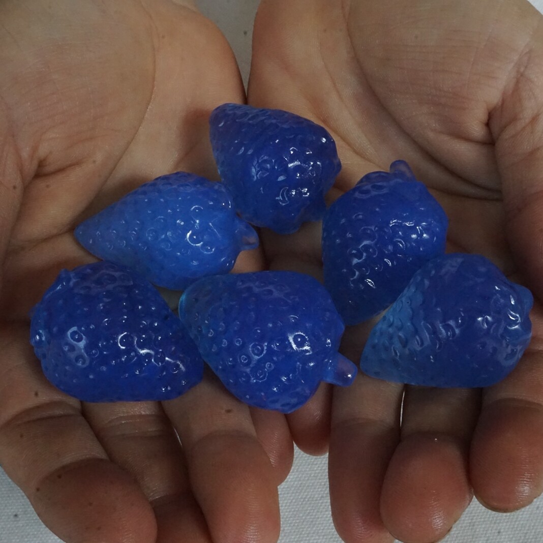 10Pcs Small Blue Opalite Quartz Crystal Strawberry Carving Palm Healing Bulk