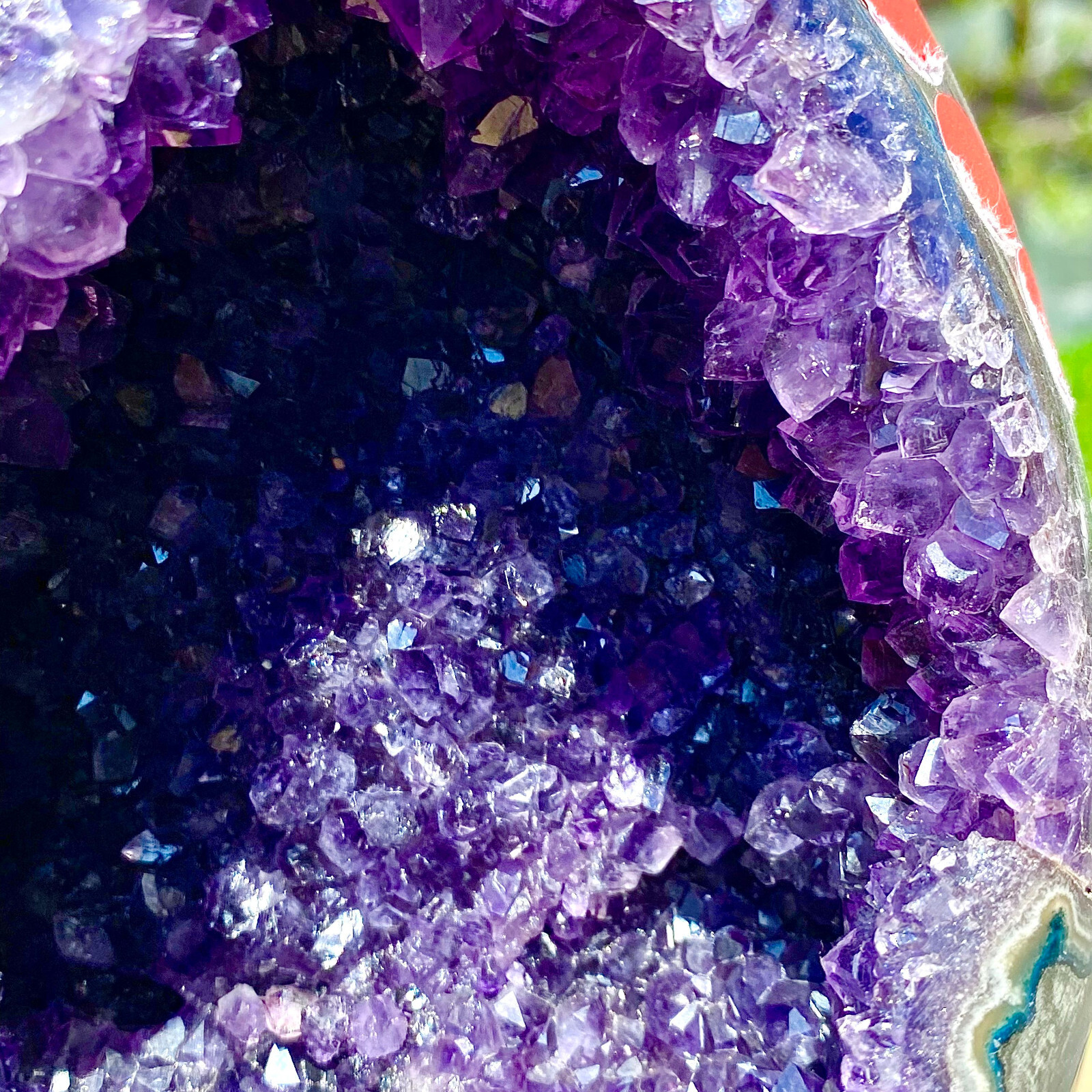 4.99LB Rare Uruguayan amethyst dragon egg cave decoration+base