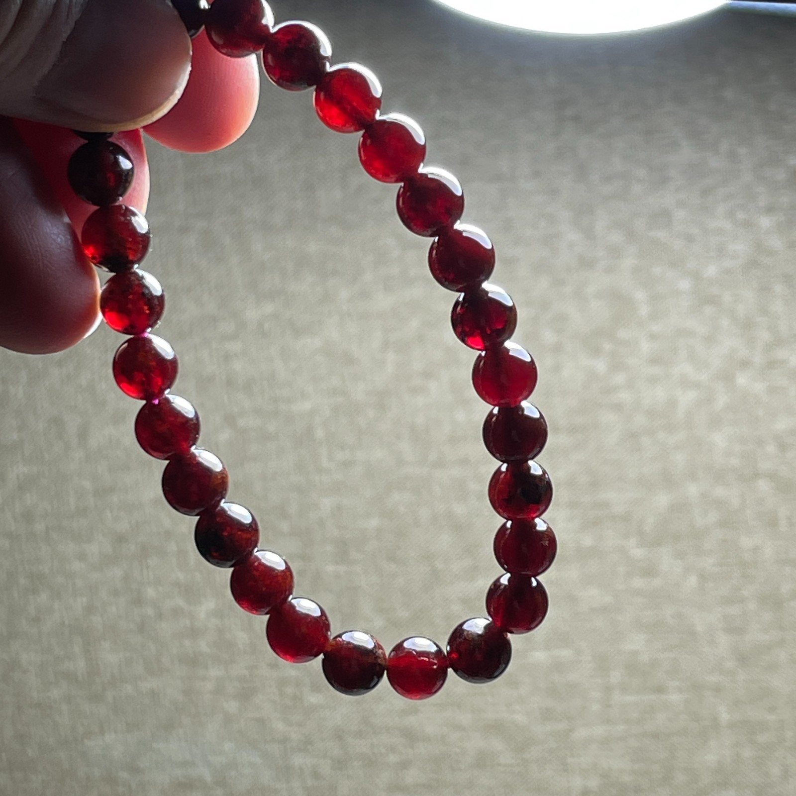 Wholesale 1Pcs 6mm red garnet stone ball beads 6mm 7.5”crystal Stretch Bracelet