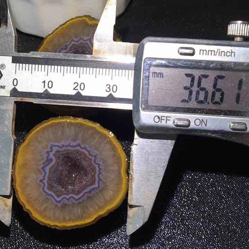 1Pair Rare China Natural Warring States Red Agate Geode Quartz Crystal Slices