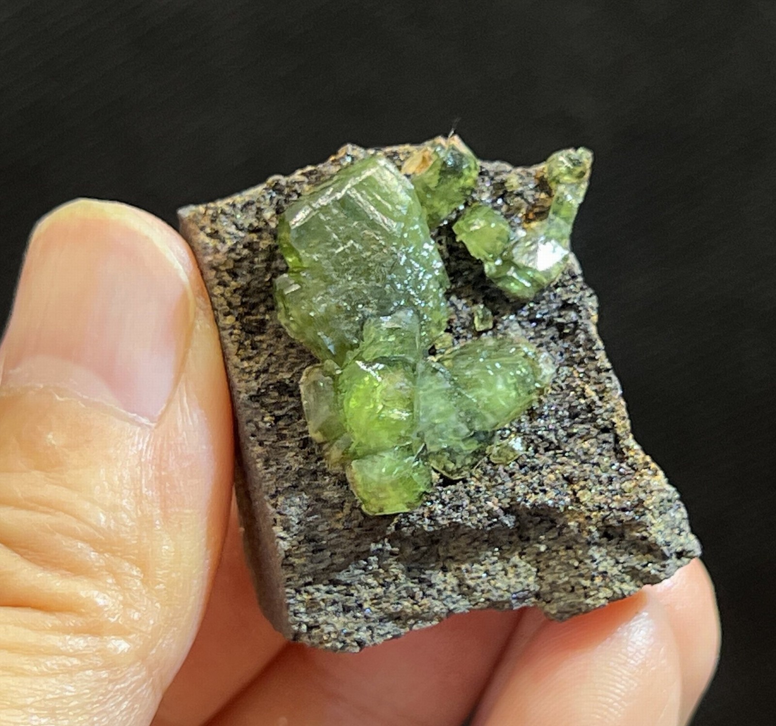 40mm Gemmy Ludlamite on matrix, Natural Mineral Specimen