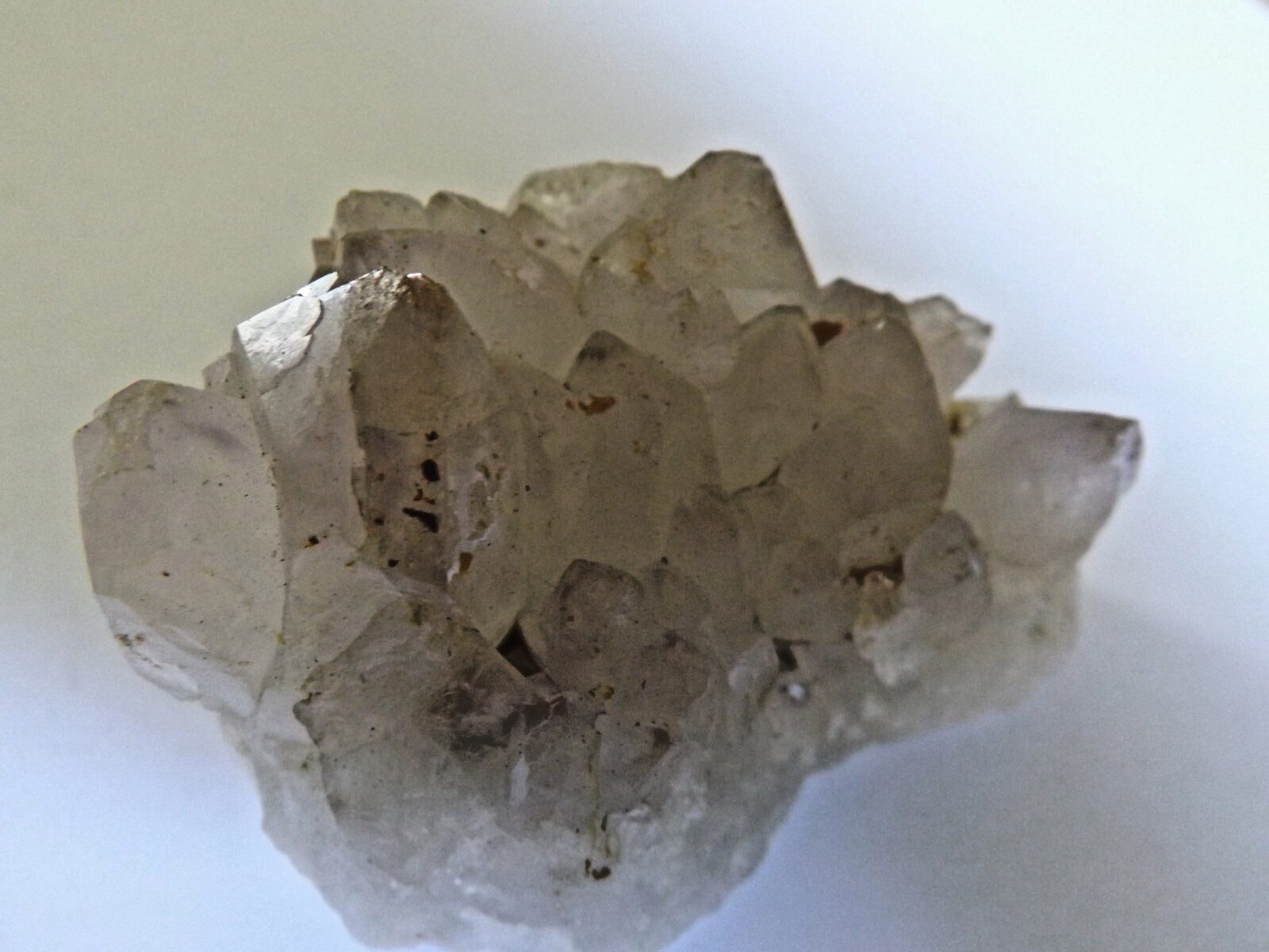 Purple Diamond hill Quartz crystals cluster 103 grams 1-3/4″ x 2-1/4″ X 1-1/4″