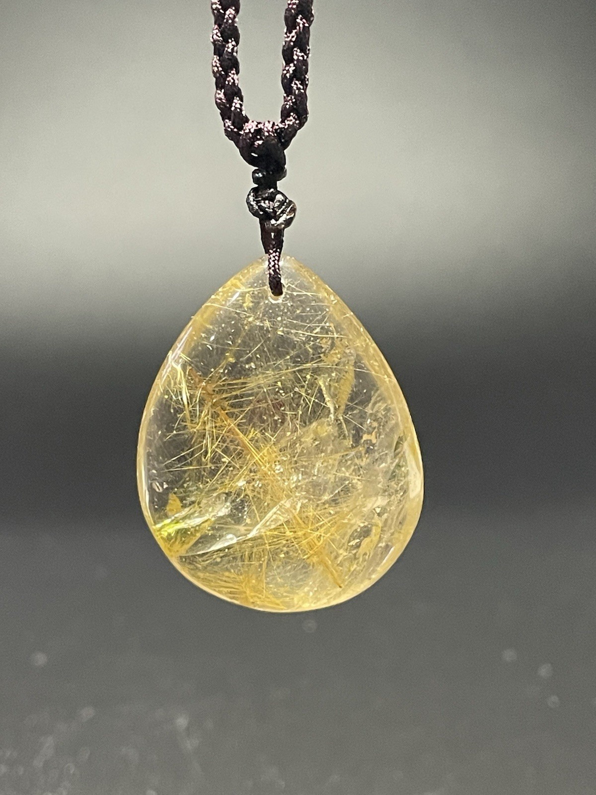 34*26*10mm Natural Gold Rutilated Quartz Titanium Crystal Pendant