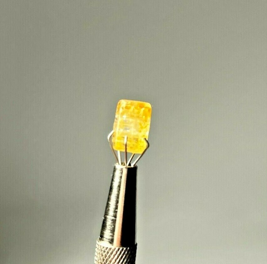 Sri Lanka sapphire crystal corundum, old stuck